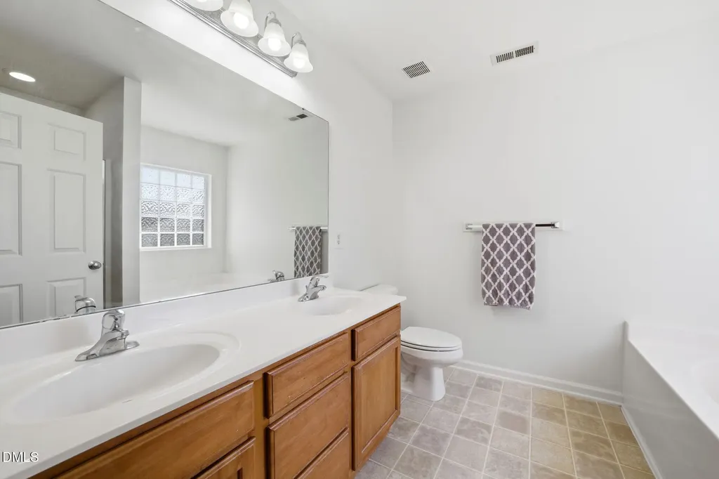 104 Saltybrook Lane Holly Springs NC 27540