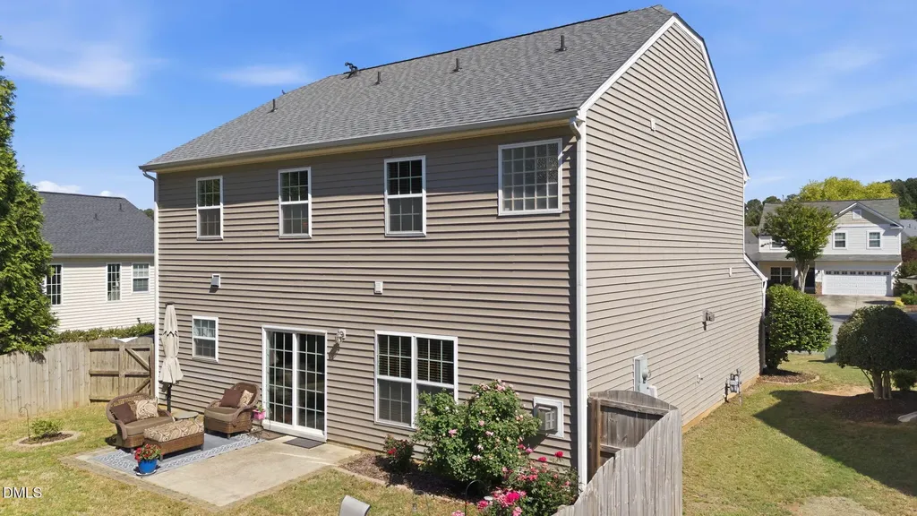 104 Saltybrook Lane Holly Springs NC 27540
