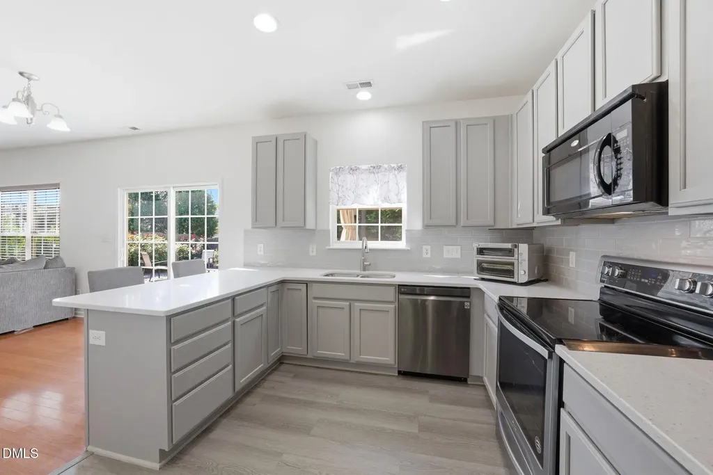 104 Saltybrook Lane Holly Springs NC 27540