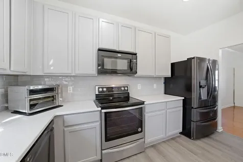 104 Saltybrook Lane Holly Springs NC 27540
