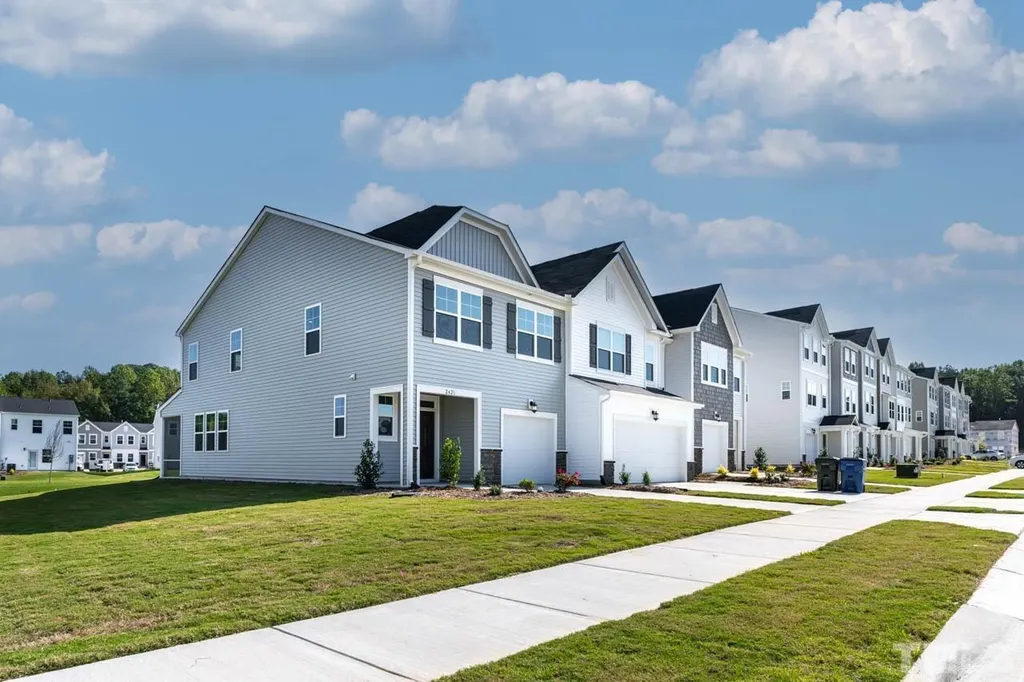 2421 Chert Lane Raleigh NC 27610