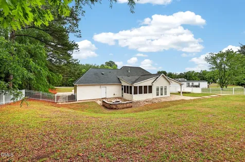 874 Cooke Road Louisburg NC 27549