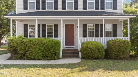 104 Kildare Court Clayton NC 27520