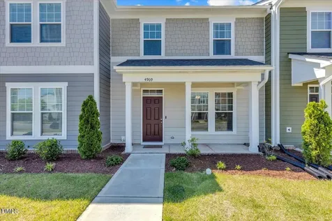 4909 Crescent Square Street Raleigh NC 27616