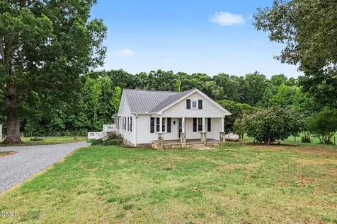 216 Clark Lane Siler City NC 27344