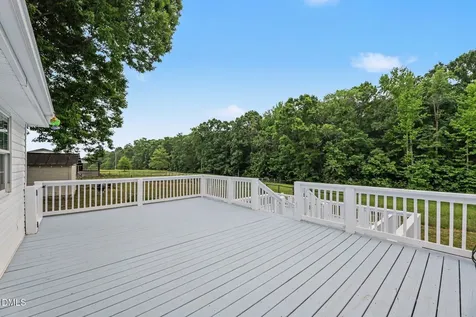 216 Clark Lane Siler City NC 27344