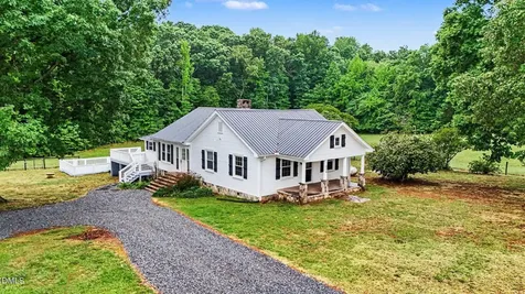 216 Clark Lane Siler City NC 27344