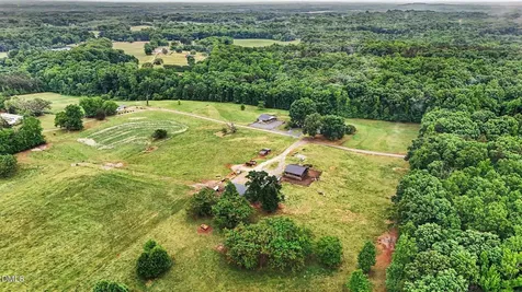 216 Clark Lane Siler City NC 27344