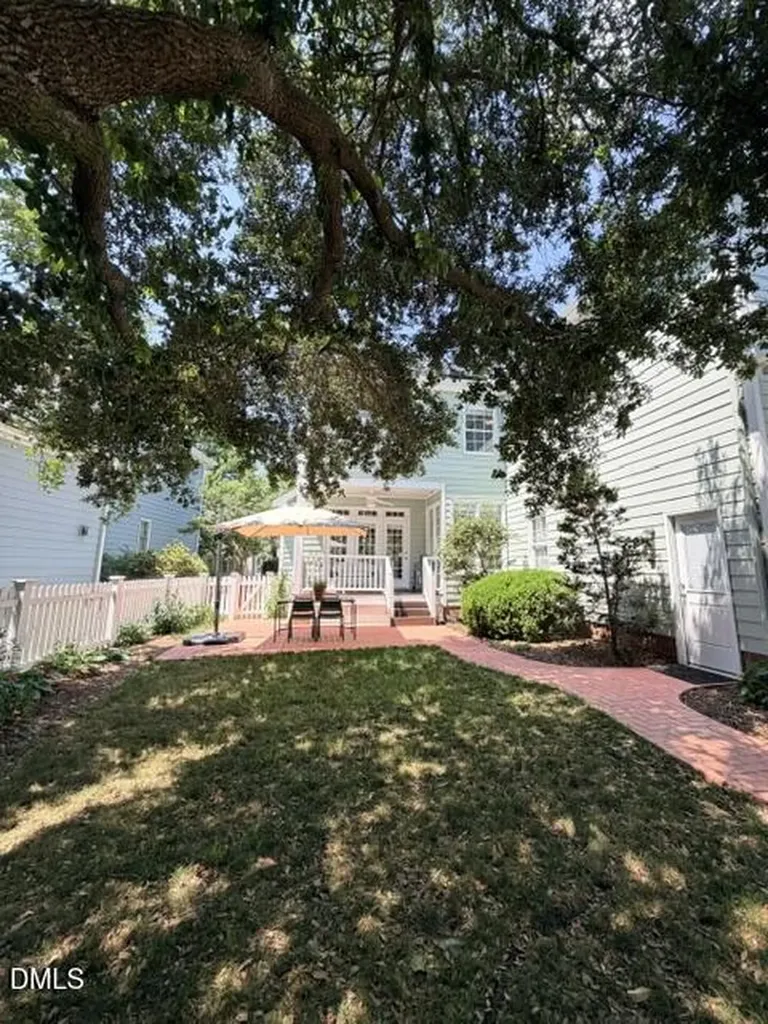 304 Glade Street Chapel Hill NC 27516