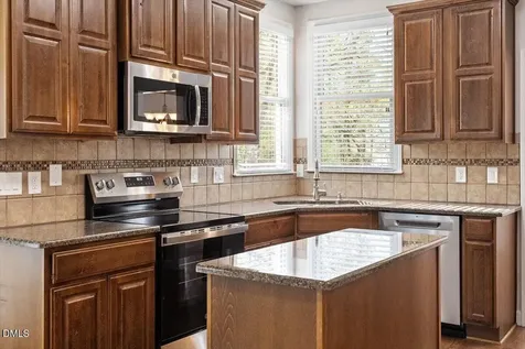 12008 Amoretto Way Raleigh NC 27613