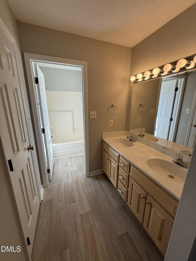 405 Avent Circle Holly Springs NC 27540