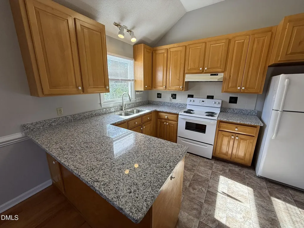 405 Avent Circle Holly Springs NC 27540