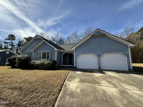 405 Avent Circle Holly Springs NC 27540