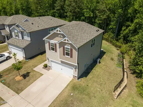 209 Wilbur Lake Drive Fuquay Varina NC 27526