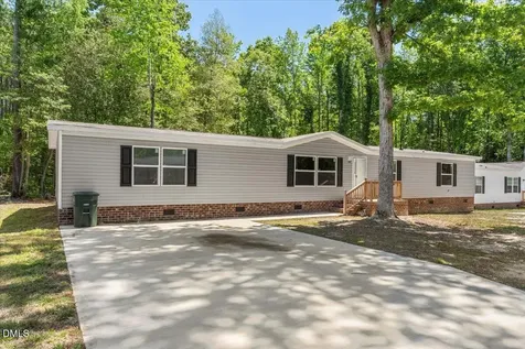 245 Wolf Trap Court Roanoke Rapids NC 27870