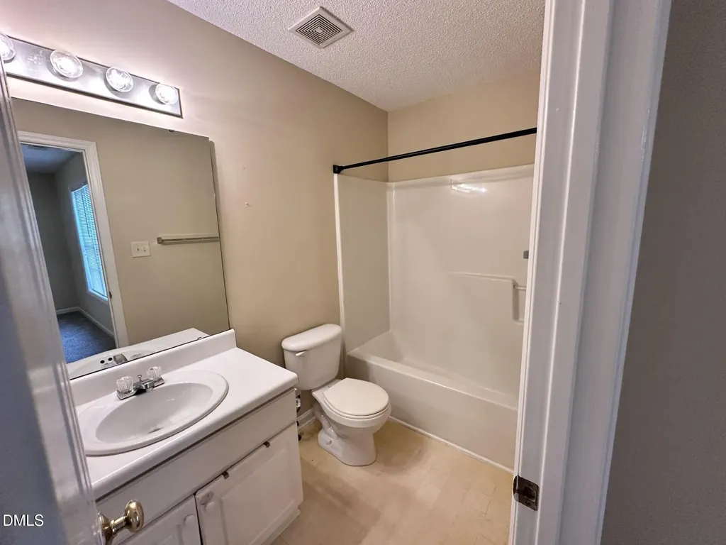 2112 Walnut Bluffs Lane Raleigh NC 27610