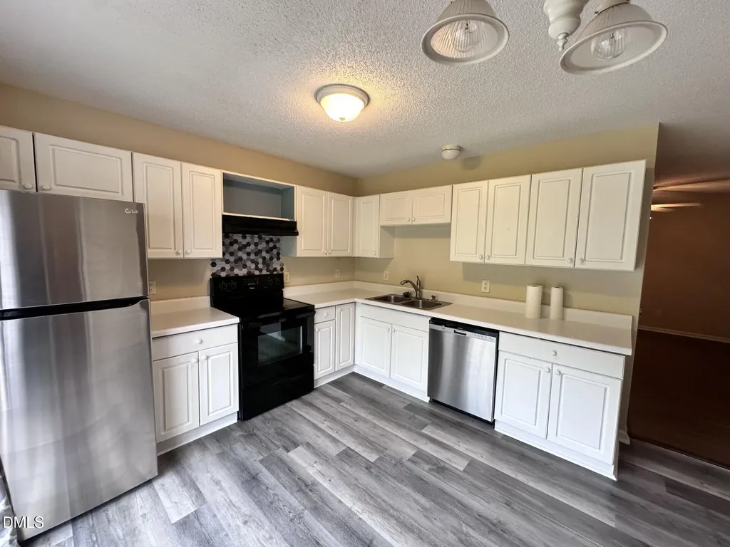 2112 Walnut Bluffs Lane Raleigh NC 27610