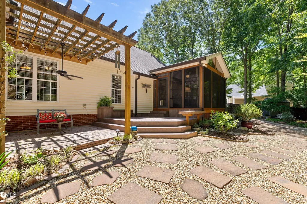 109 Deer Ridge Drive Selma NC 27576
