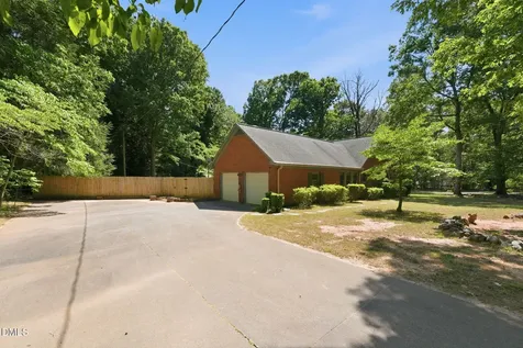 4839 Forest Lake Drive Mebane NC 27302