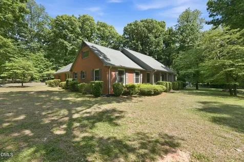 4839 Forest Lake Drive Mebane NC 27302
