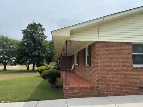 3102 Summit Road Goldsboro NC 27534