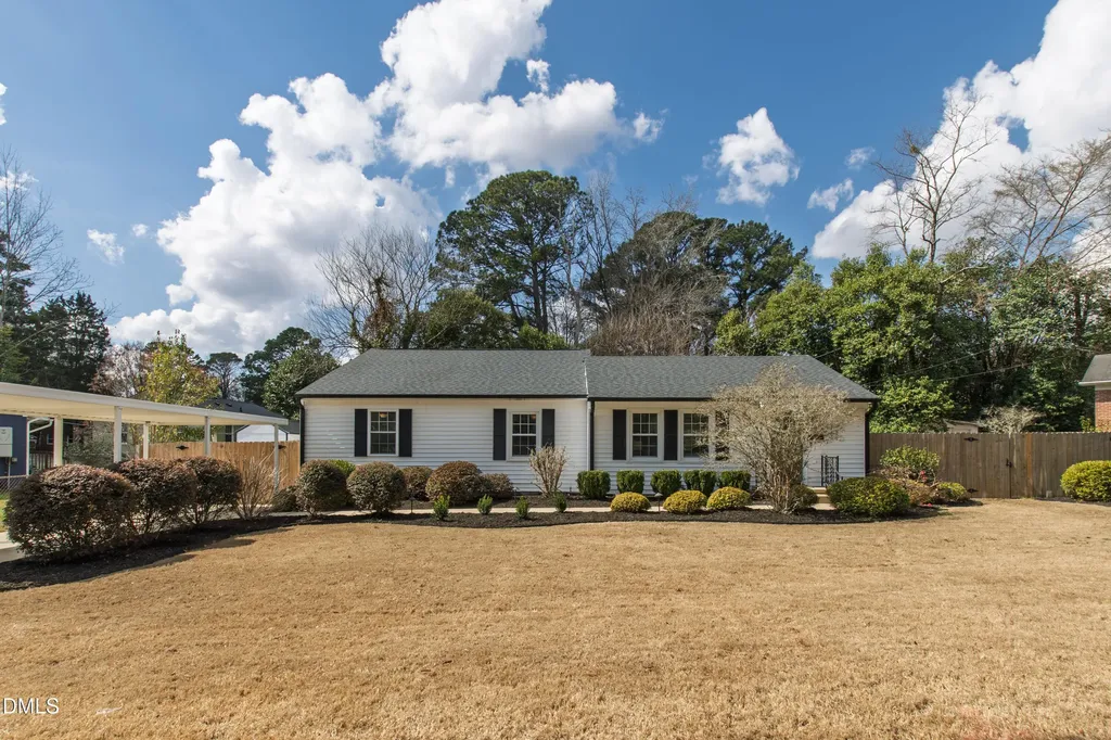 605 Chatham Lane Raleigh NC 27610
