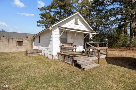 301 E Wilson Street Macclesfield NC 27852