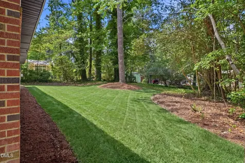 27 S Circle Drive Chapel Hill NC 27516