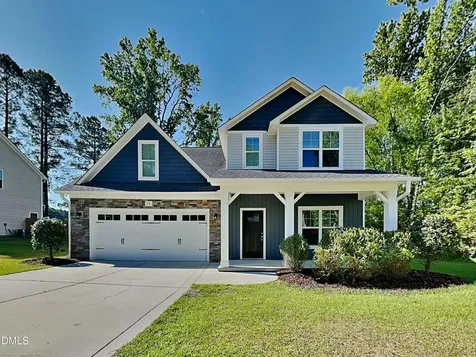 38 Coventry Lane Lillington NC 27546