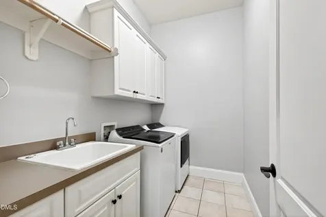 923 Dominion Hill Drive Cary NC 27519