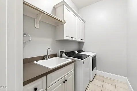 923 Dominion Hill Drive Cary NC 27519
