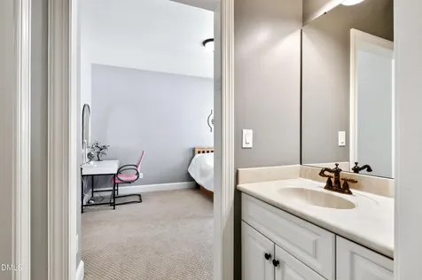 923 Dominion Hill Drive Cary NC 27519