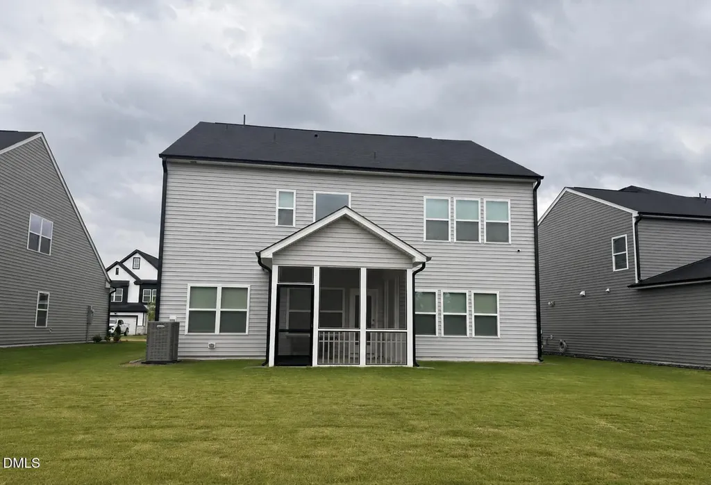 112 Moonflower Lane Clayton NC 27520