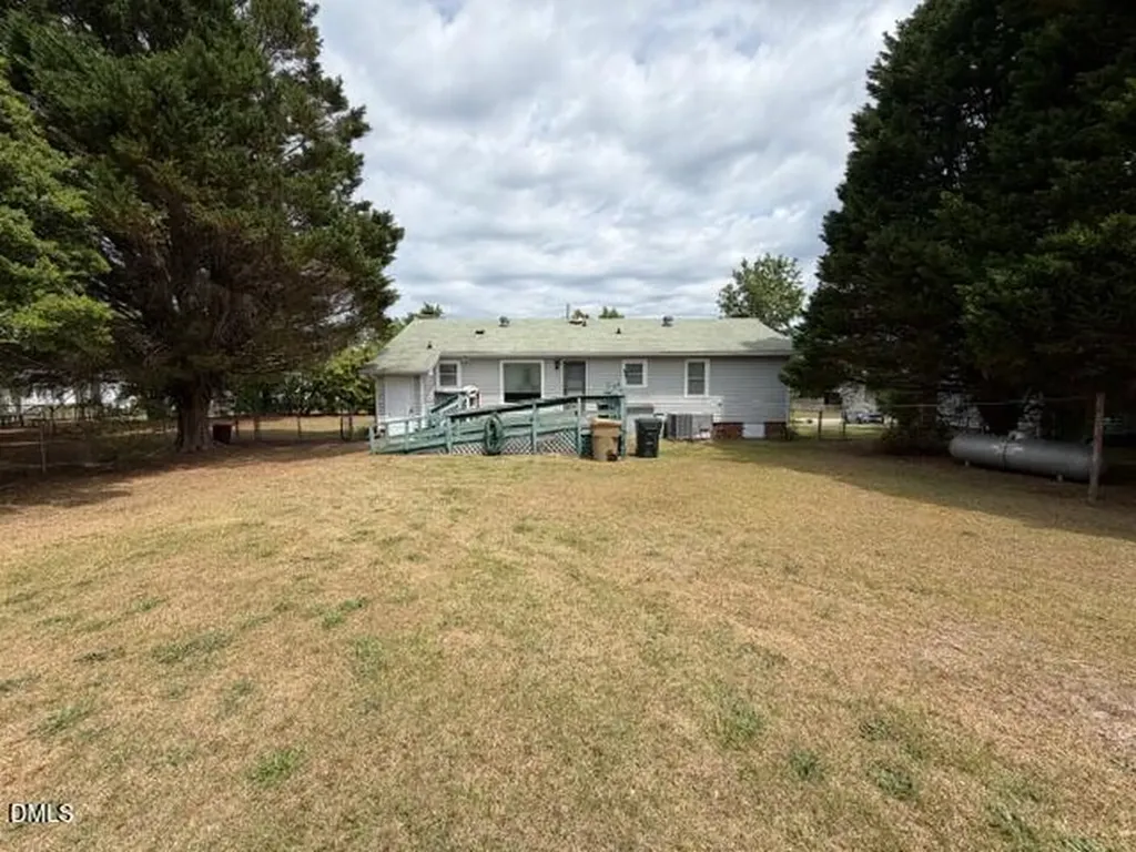 205 Falcon Court Clayton NC 27520