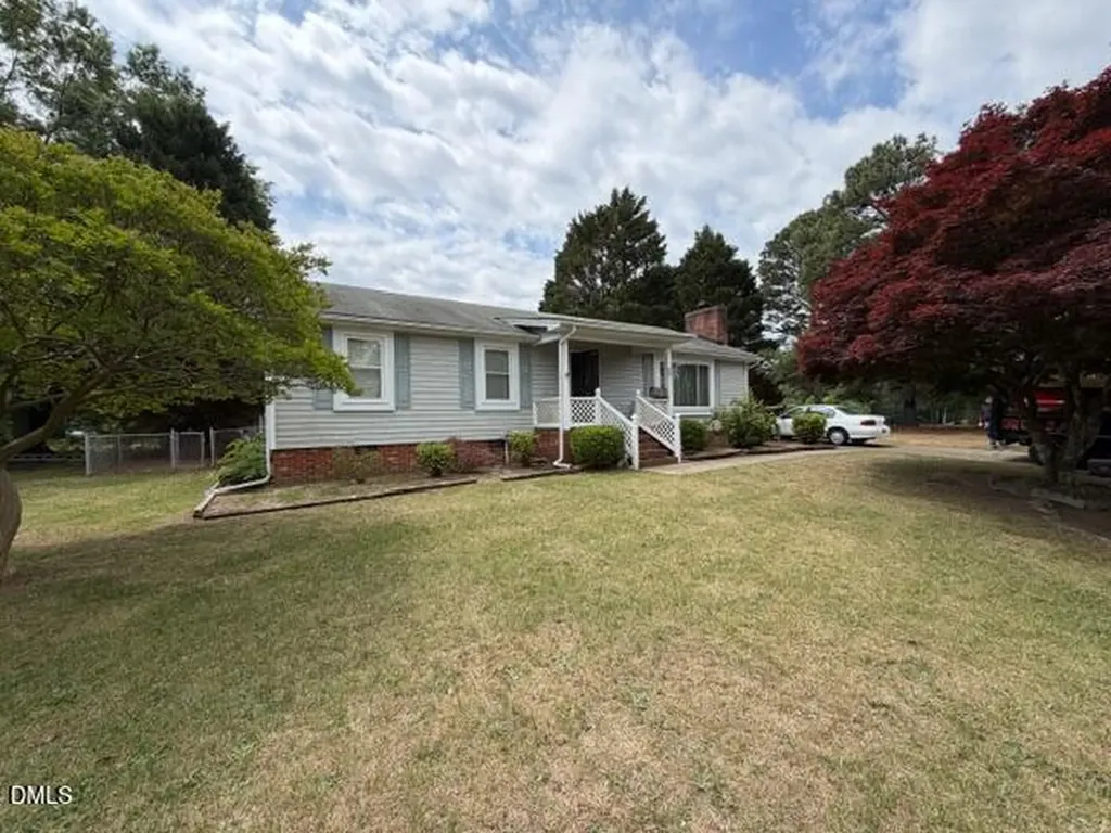 205 Falcon Court Clayton NC 27520
