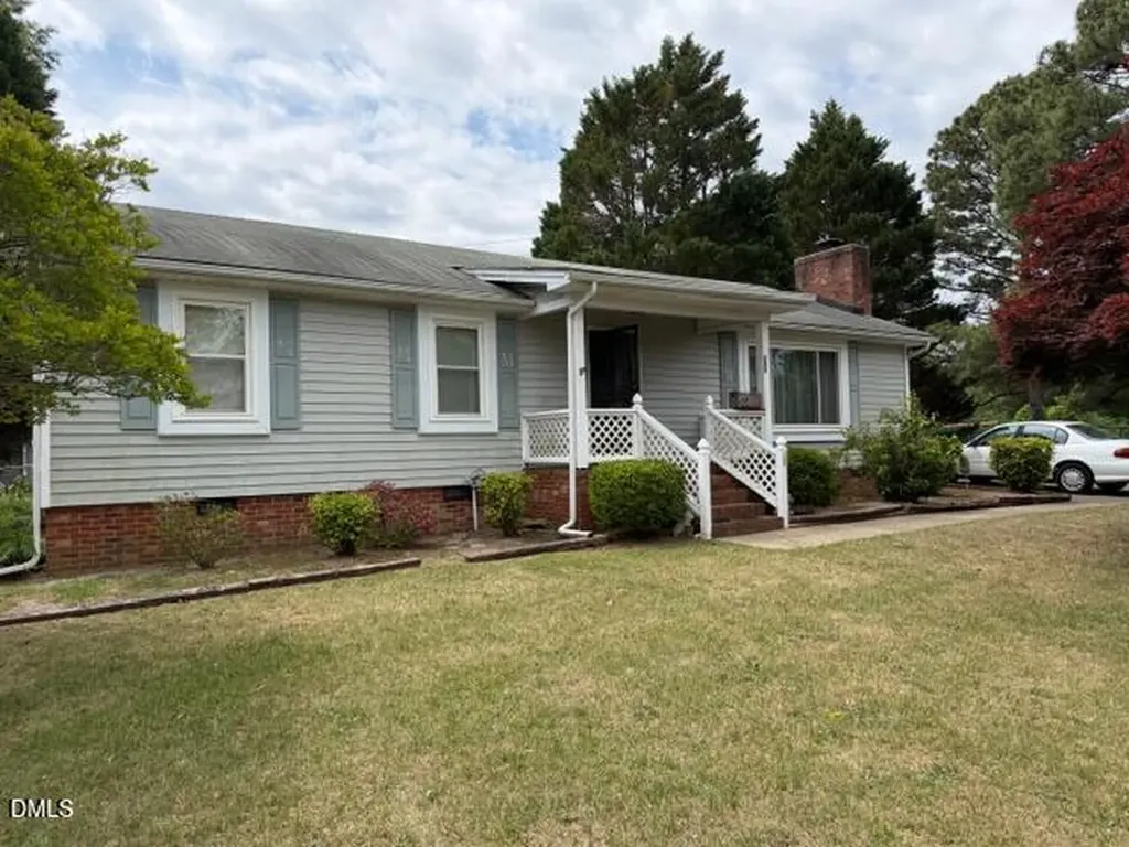 205 Falcon Court Clayton NC 27520