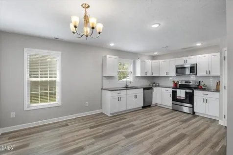311 W 6th Avenue Raeford NC 28376