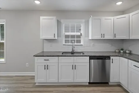311 W 6th Avenue Raeford NC 28376
