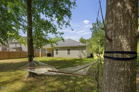 311 W 6th Avenue Raeford NC 28376