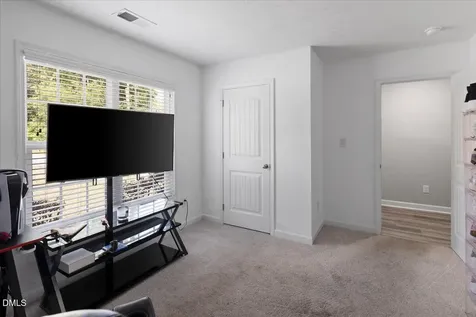 311 W 6th Avenue Raeford NC 28376