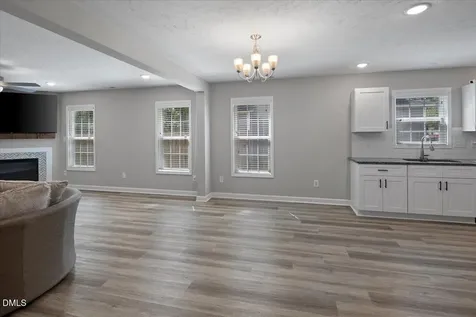 311 W 6th Avenue Raeford NC 28376