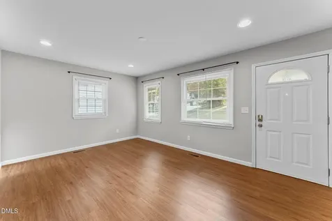 412 2nd Street Apex NC 27502