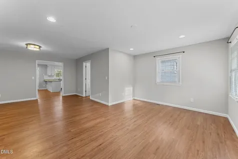 412 2nd Street Apex NC 27502