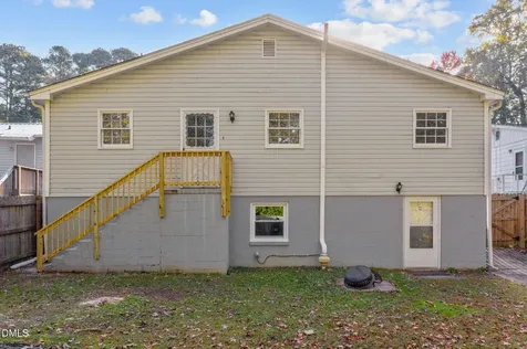 412 2nd Street Apex NC 27502