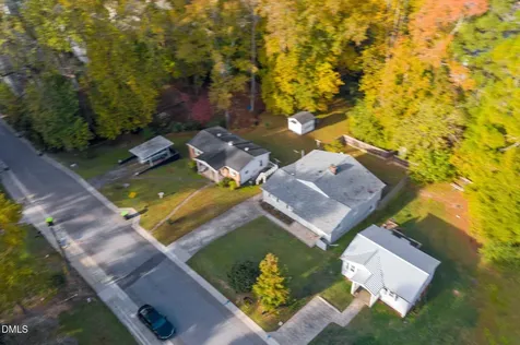 412 2nd Street Apex NC 27502