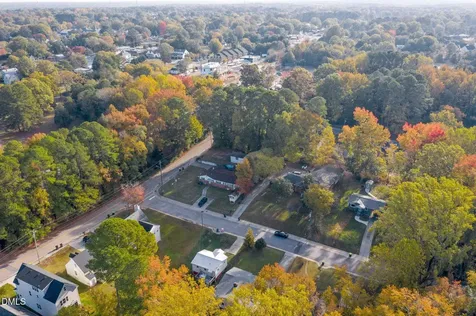 412 2nd Street Apex NC 27502