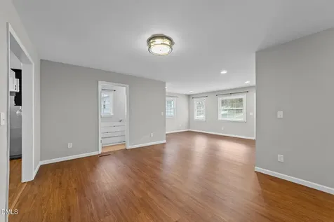 412 2nd Street Apex NC 27502