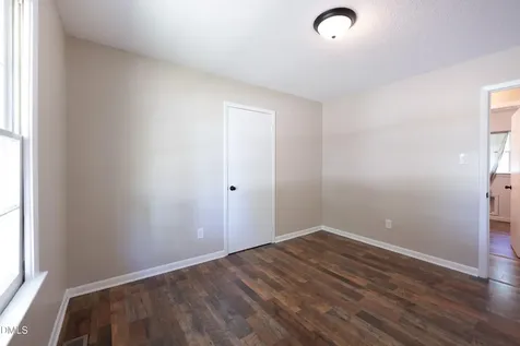 10452 Village Heights Whitakers NC 27891