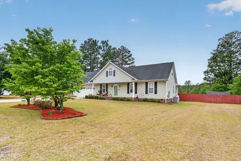 4552 Canasta Court Hope Mills NC 28348