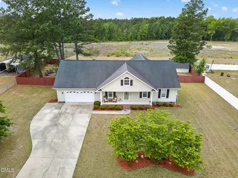 4552 Canasta Court Hope Mills NC 28348
